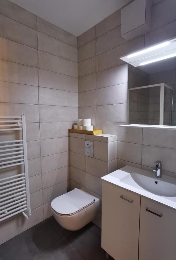 Апартаменты Apt Ljupka - Zadar - With Private Free Parking Экстерьер фото